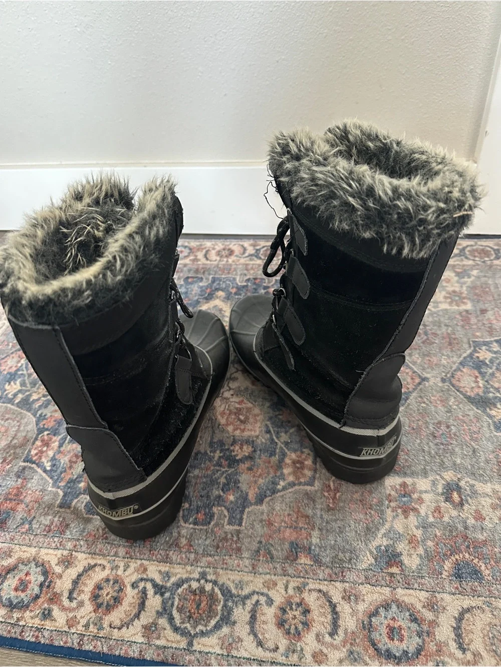 Khombu Black Faux Fur Lined Lace-Up Winter Boots